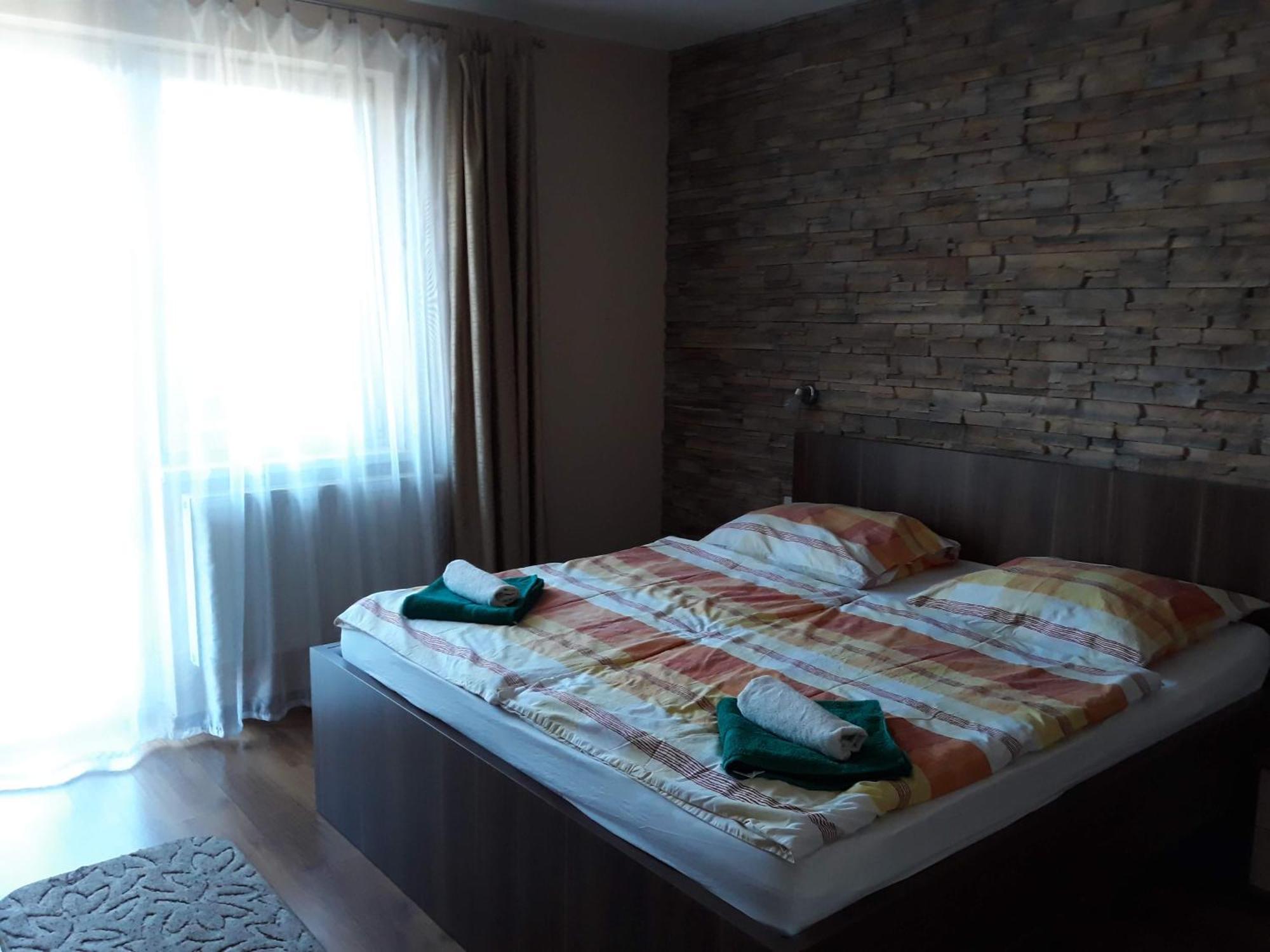 Fridrich Apartman Apartment Velky Meder Luaran gambar