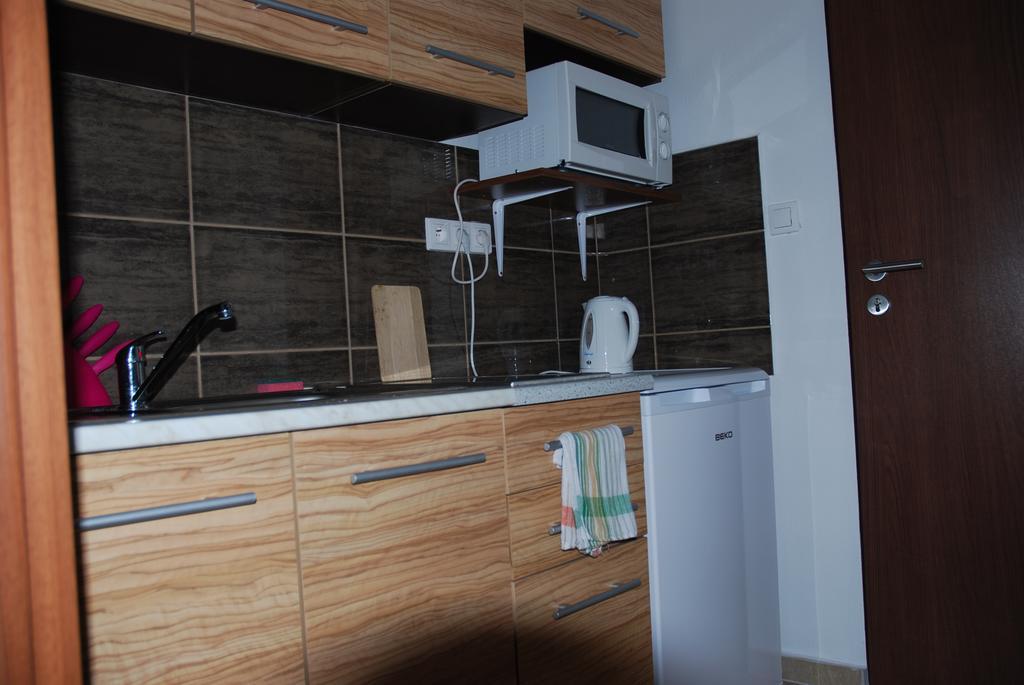 Fridrich Apartman Apartment Velky Meder Luaran gambar