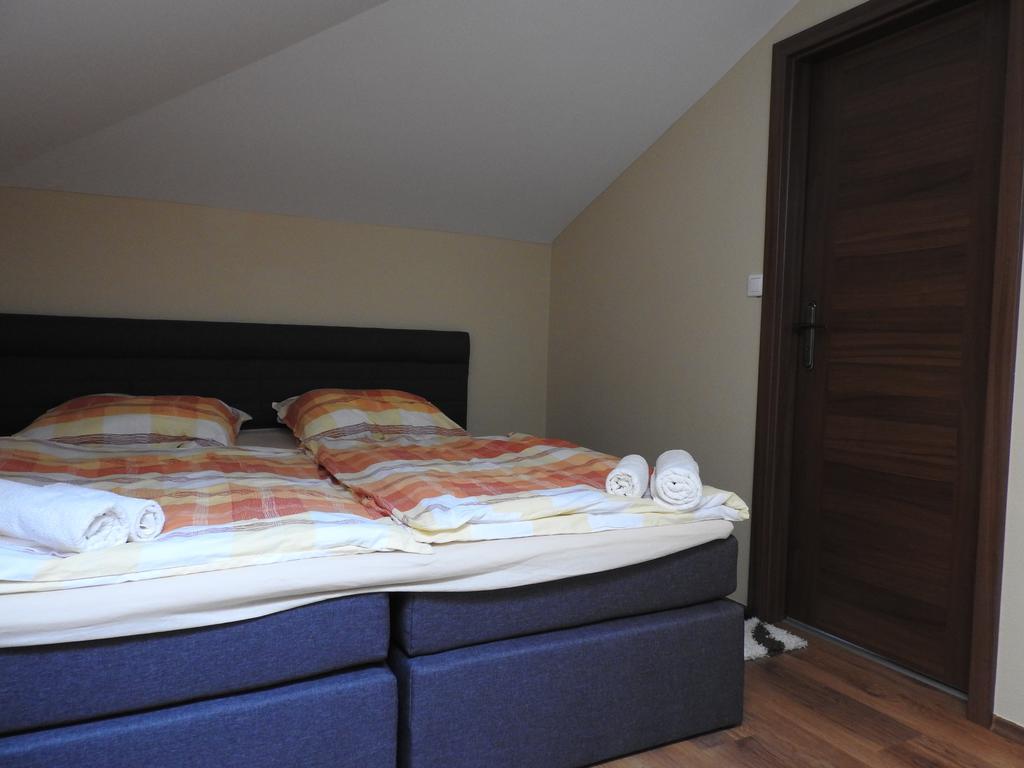 Fridrich Apartman Apartment Velky Meder Luaran gambar