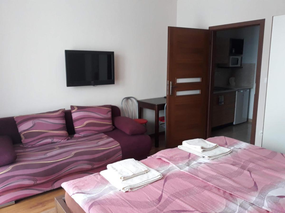 Fridrich Apartman Apartment Velky Meder Luaran gambar